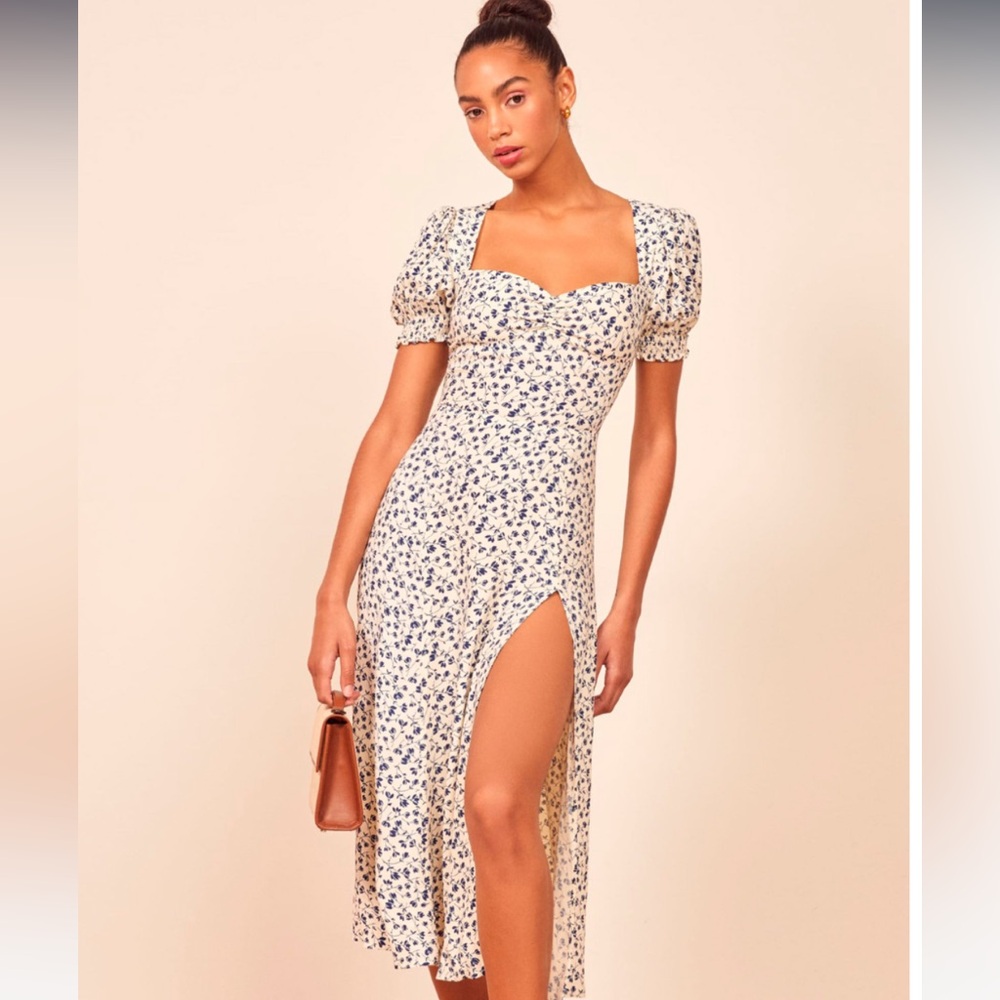 New condition Reformation Lacey dress in Mykonos size 4